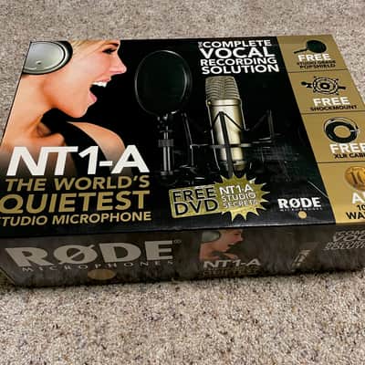 RODE NT1-A Large Diaphragm Cardioid Condenser Microphone 2002 - Present - Silver