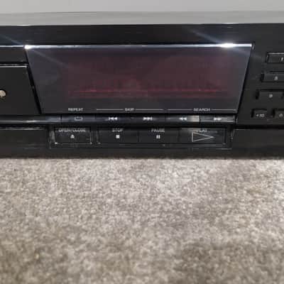 Technics SL-PJ37A - CD Player - Black - Spares or Repair image 3