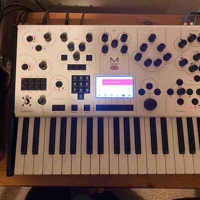 Modal Electronics 001 Hybrid Digital / Analog 2-Voice Synthesizer 2010s - White