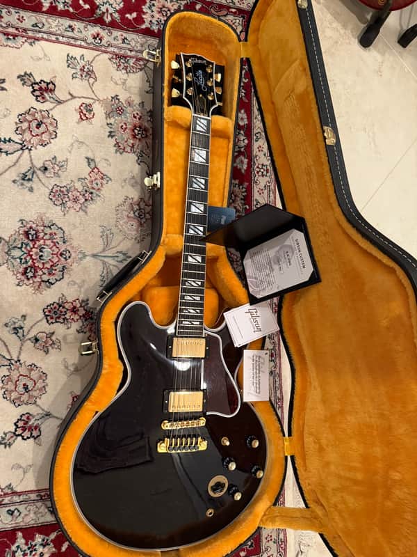 Gibson Custom Shop B.B. King Lucille Legacy 2023 - Black image 1