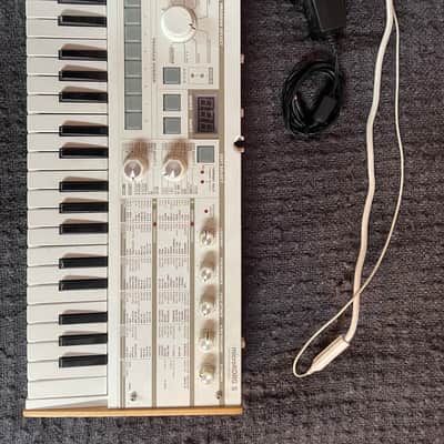 Korg MicroKORG /Vocoder