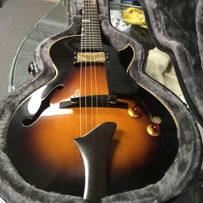 Eastman AR145CE-SB Sunburst RARE Small Body Jazz Box Archtop Hollowbody image 16