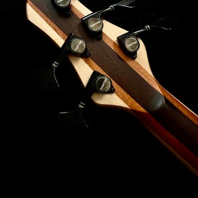MGbass Desert 5 Strings – Wenge / Mahogany – Neck Through – EMG Electronics image 8