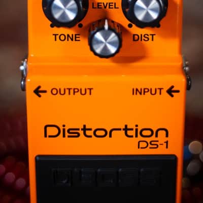 Boss DS-1 Distortion Guitar Effects Pedal image 2