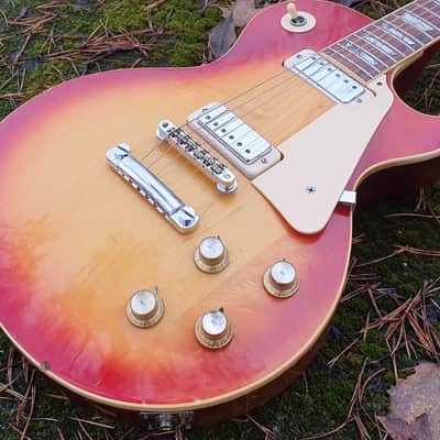 Gibson Les Paul DeLuxe 1974 image 2