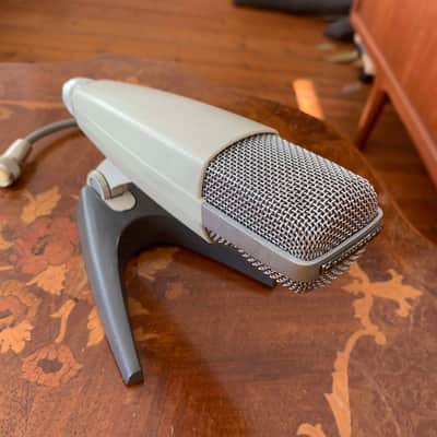 Sennheiser MD 421 N Cardioid Dynamic Microphone 1970s - White image 4