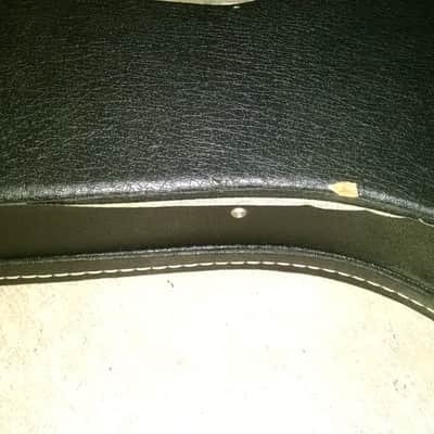 1980s Hardshell Case Strat shape Red Interior image 4