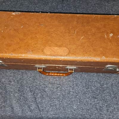 Getzen Elkhorn trumpet with case/mouthpiece. USA. Good playing condition. image 2