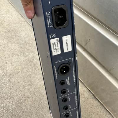 Symetrix 528E Channel Strip Mic Pre Parametric EQ Comp image 8