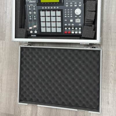 Akai Mpc2500 2005 2013 W/Case image 2