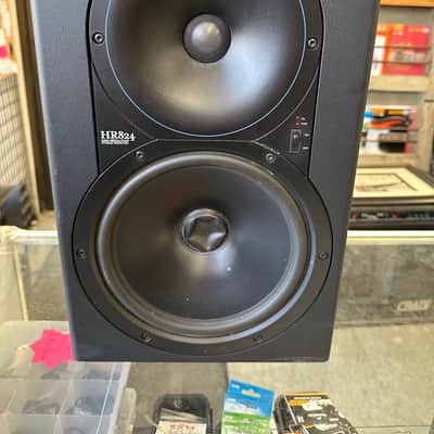 Mackie HR824 8" Active Studio Monitors (Pair) 1997 - 2007 - Black image 4