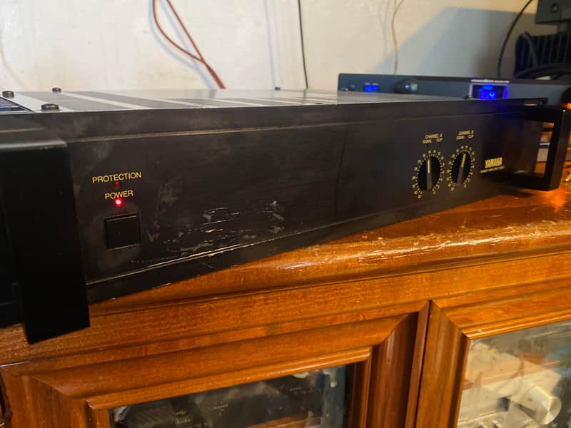 Yamaha power amp P2075 image 1