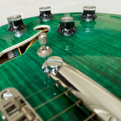 Burj Guitars Prototype #001 Emirati Green image 12