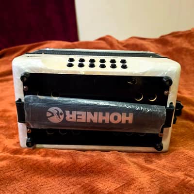 Hohner Corona Xtreme 2T GCF/Sol image 3
