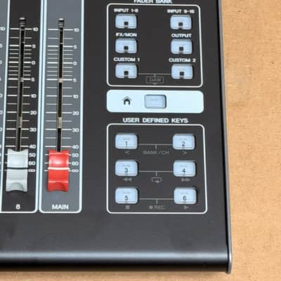 Yamaha DM3 Standard 22-Channel Digital Mixing Console image 5
