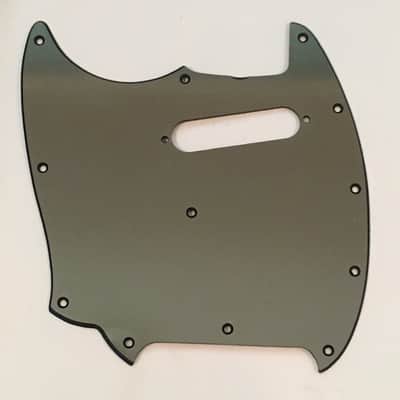 Lefty Musicmaster II Vintage Reissue Relic Pickguard Fender Mustang Gold Mirror image 1