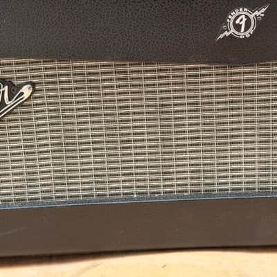 Fender Mustang V 150-Watt Modeling Guitar Amp Head with MS-4 Footswitch image 3
