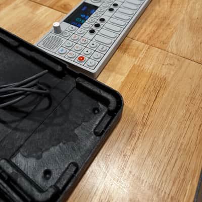 Teenage Engineering OP-1 Portable Synthesizer Workstation 2011 - Present - White image 7