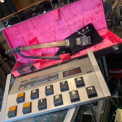 1984 Roland GR-707 Synth Guitar And GR-700 Synthesizer