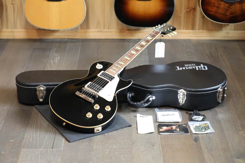 2007 Gibson Les Paul Classic Electric Guitar Black Ebony + OHSC image 1