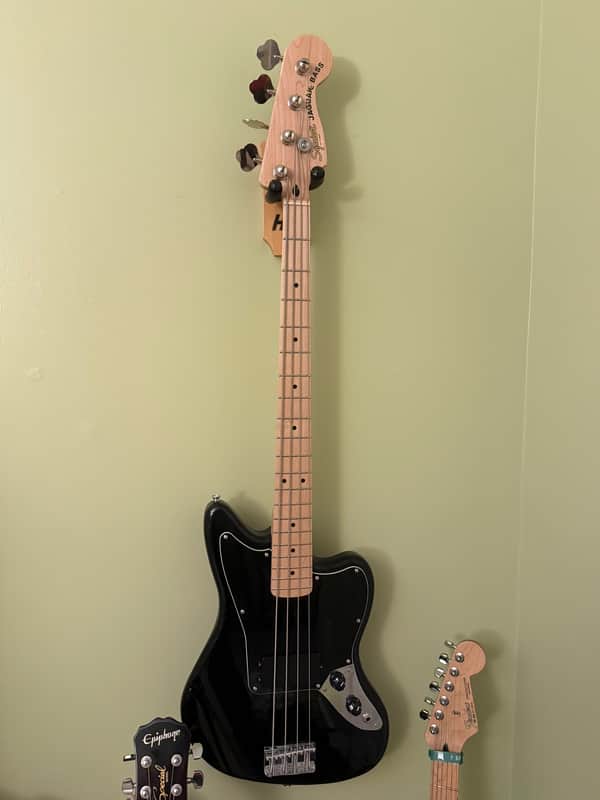 Squier Affinity Jaguar Bass H 2021 - Present Black image 1
