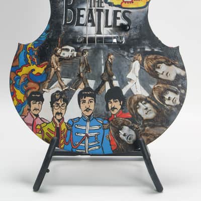 R. C. Kelly The Beatles Fretless Solid Body Violin Electric Bass Guitar (Art) image 5
