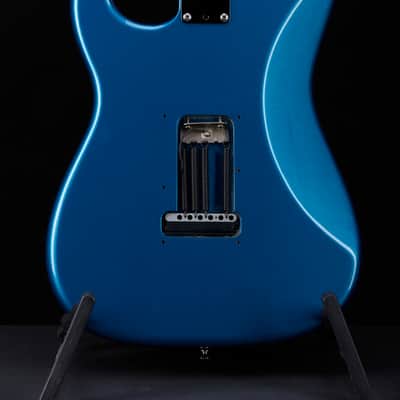 Fender American Standard 2012 - Lake Placid Blue image 3