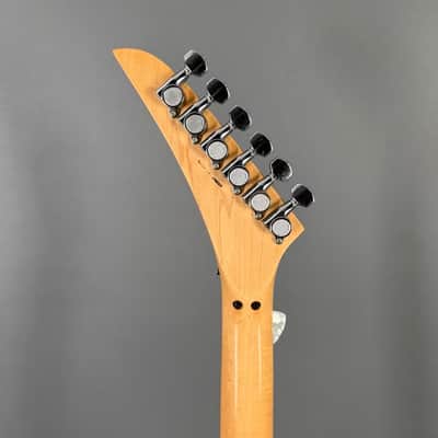 Kramer 80s Focus 1000 Made in Japan rotmetallic Floyd Rose Koffer 1984 - 1988 - rotmetallic image 9