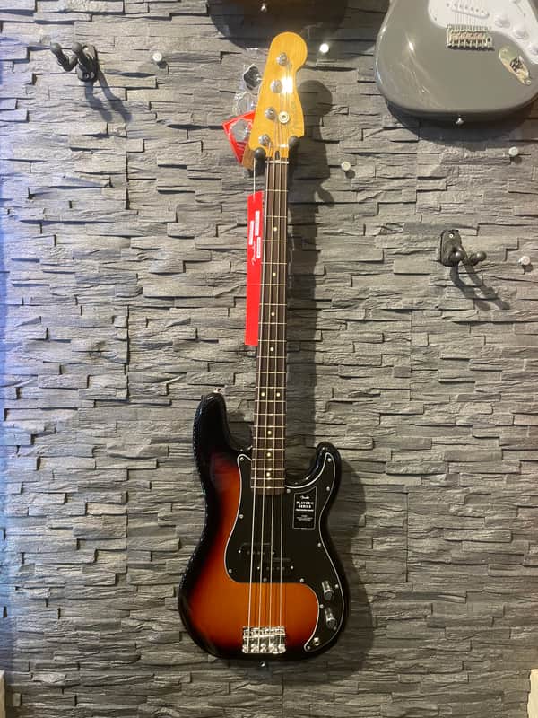 Fender Player II - P Bass - Sunburst image 1