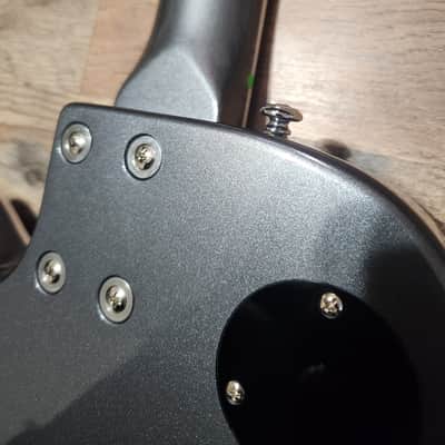Gretsch G5260 Electromatic Jet Baritone with V-Stoptail 2020 - Present - London Grey image 17