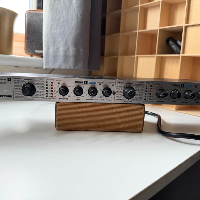 2000s TC Electronic C300 Dual Stereo Gate / Compressor Silver