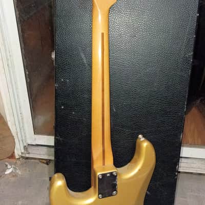 Fender Gold Sister Stratocaster special run 2005 image 8