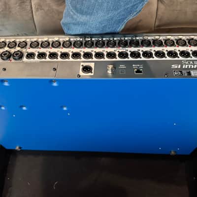 Soundcraft Si Impact 32-Channel Digital Mixer 2010s - Black / In Gator Road case image 2