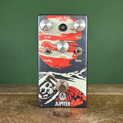 Walrus Audio Jupiter Multi-Clip Fuzz V2 2017 - 2025 - Grey / Red image 2