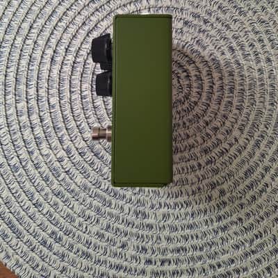 Way Huge WM42 Smalls Russian Pickle Fuzz MkIII 2018 - 2021 - Green image 2