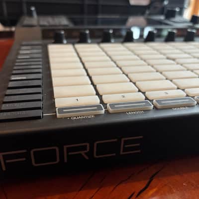 Akai Force Standalone Music Production / DJ Performance System 2019 - Black +BONUS CASE +DECK SAVER image 6