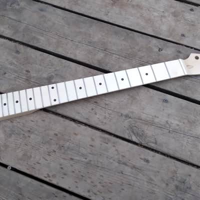 21 Fret Maple on Maple T guitar neck replacement steel frets  DIY image 8