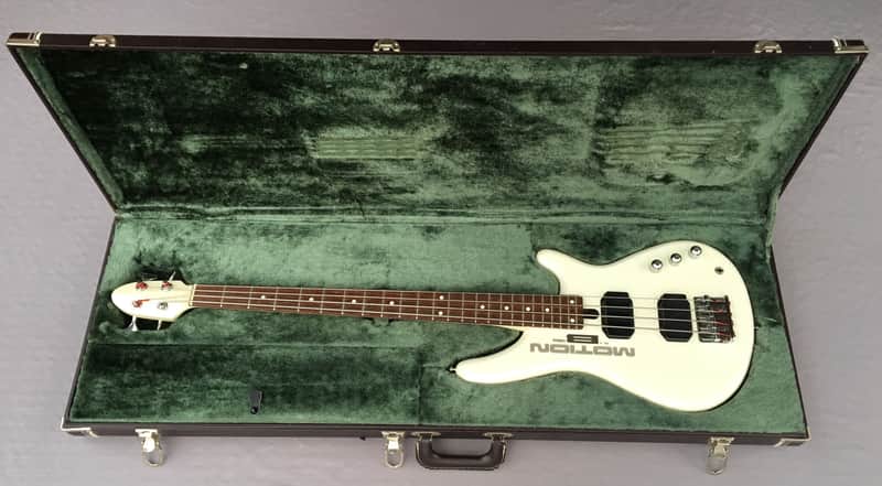 Yamaha Yamaha MB-II Motion B Bass In Pearl White Rare With Deluxe