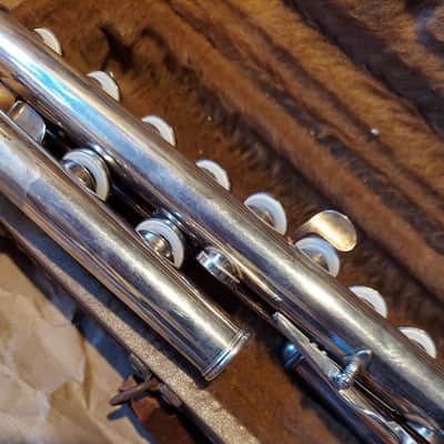 Yamaha YFL-24S Concert Flute, Japan, with case image 4