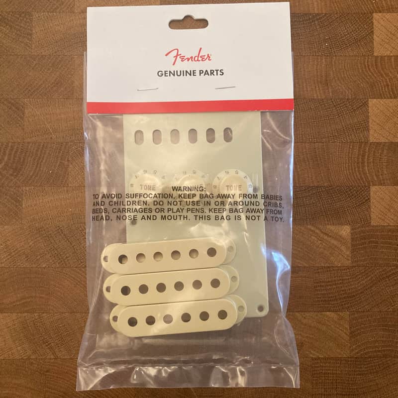 Fender 099-1368-000 Stratocaster Accessory Kit 2010s - Aged White image 1