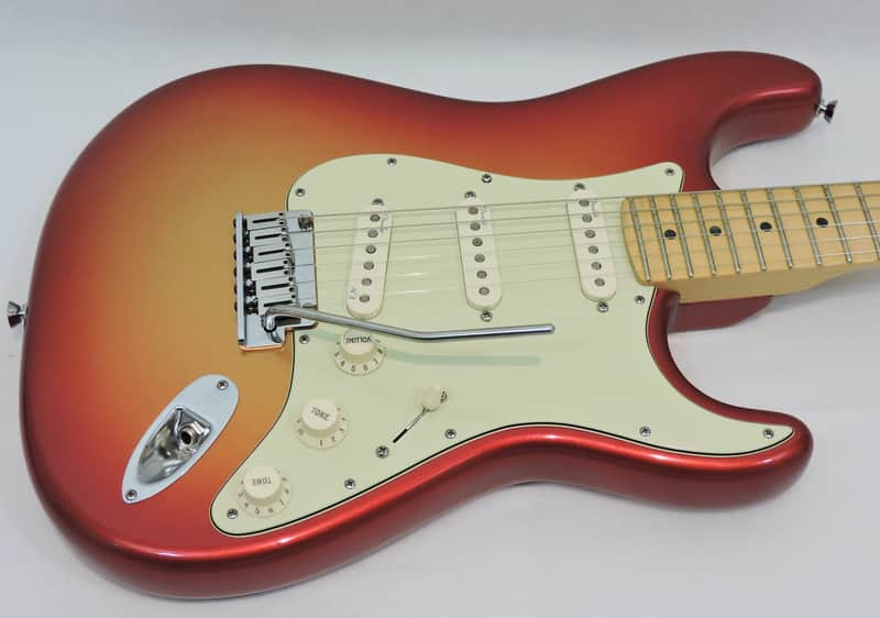 Fender American Deluxe Stratocaster 2011 - 2016 | Reverb UK