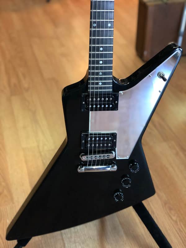 Gibson Explorer 2002 Black Factory mirror guard, OHC, paperwork