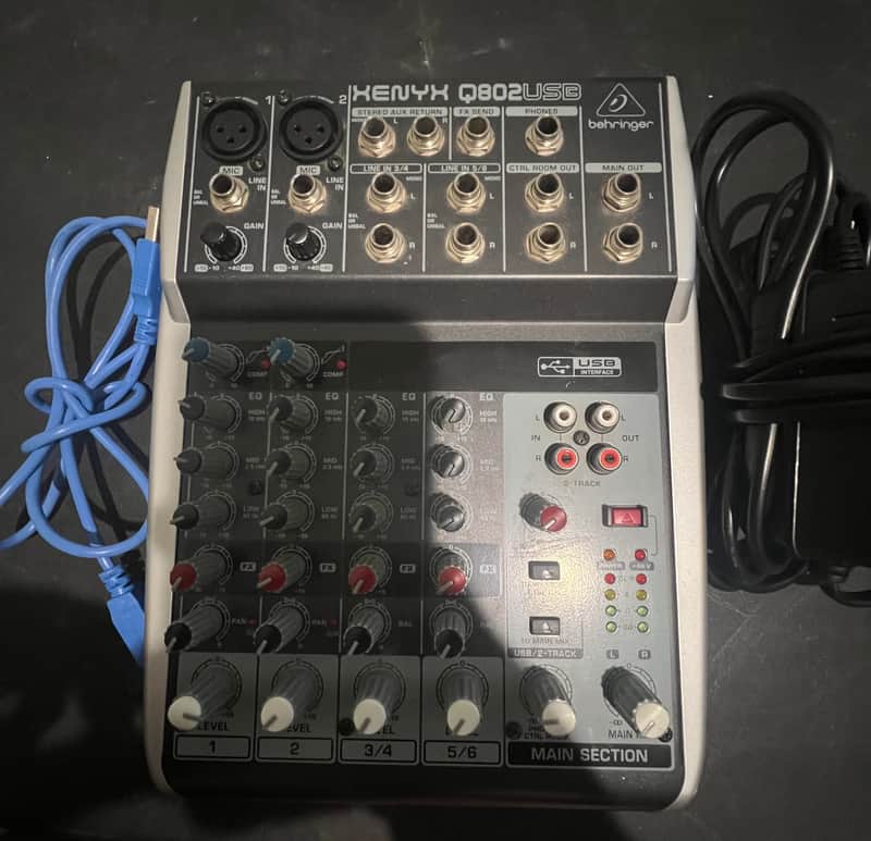 Behringer Xenyx Q802USB 8-Input Mixer with USB