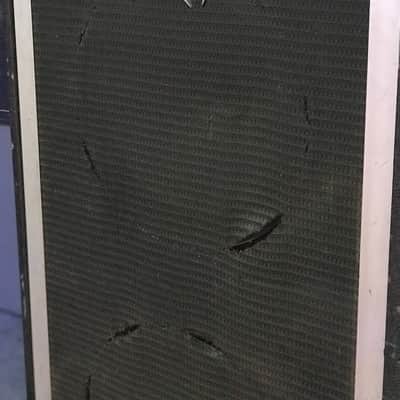 Peavey 2x15" Vintage Bass Guitar Cab - Black image 4