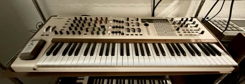 Arturia PolyBrute 12 61-Key Synthesizer 2024 - Present - White with Wood Sides image 1