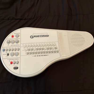 Suzuki Omnichord System 2 OM-84 Vintage 80's with Case & Power supply image 3
