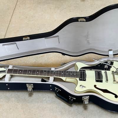 Duesenberg Fullerton TV - Vintage White image 16