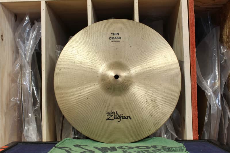 1980s Zildjian 15" A Thin Crash 935g image 1