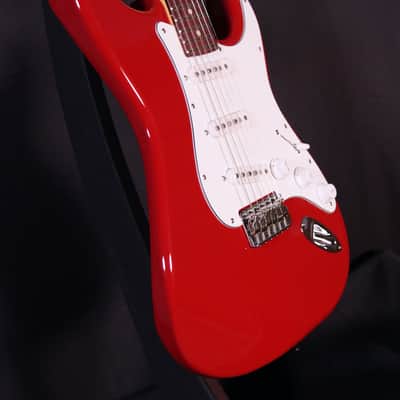 Tokai Goldstar SSS-Style, Alder Body, Rosewood Fretboard - Dakota Red image 3