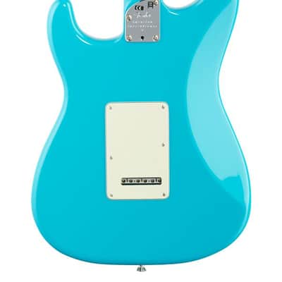 Fender American Pro II Stratocaster HSS Rosewood Neck Miami Blue W/C image 6
